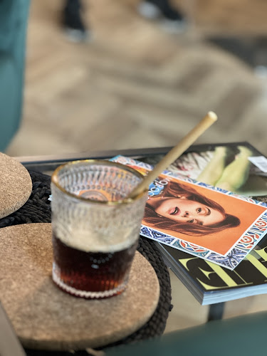 al. „Solidarności” 82A/152, 01-003 Warszawa