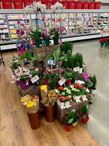 Grocery Store «Smart & Final Extra!», reviews and photos, 5775 Johnson Dr, Pleasanton, CA 94588, USA