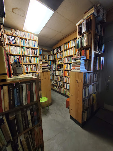 Used Book Store «Kaboom Books», reviews and photos, 3116 Houston Ave, Houston, TX 77009, USA