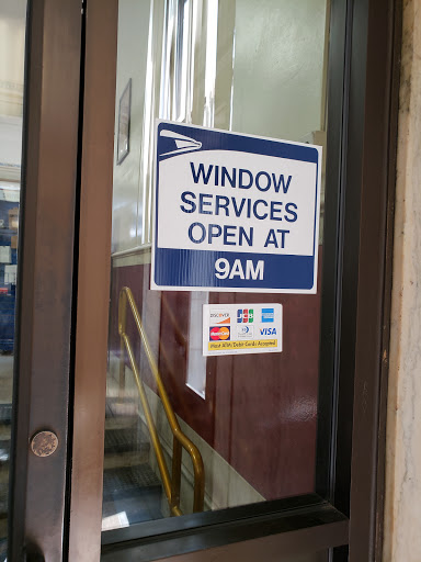 Post Office «United States Postal Service», reviews and photos, 4602 21st St, Long Island City, NY 11101, USA