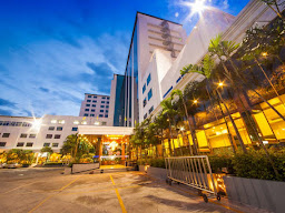 Dusita Suites