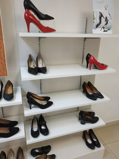 Stores to buy women's shoes Minsk