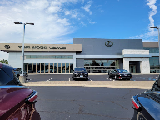 Lexus Dealer «Tom Wood Lexus», reviews and photos, 4610 E 96th St, Indianapolis, IN 46240, USA