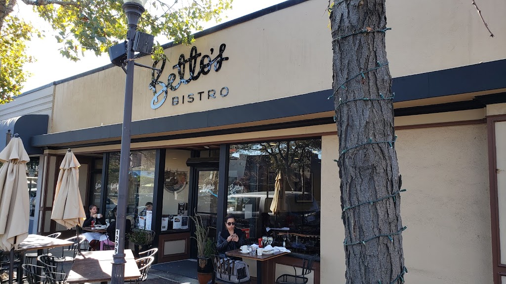 Betto's Bistro 95037