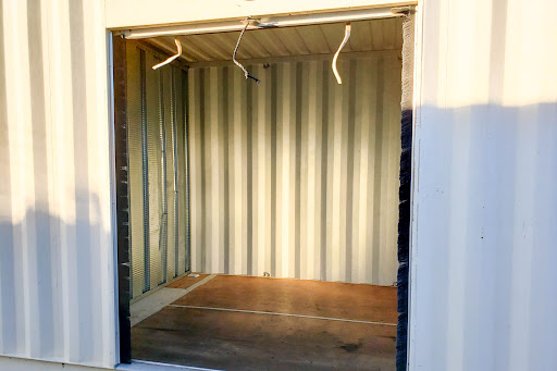 Self-Storage Facility «Storage Outlet Bellflower», reviews and photos, 10326 Foster Rd, Bellflower, CA 90706, USA