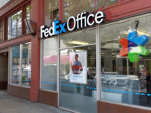 Print Shop «FedEx Office Print & Ship Center», reviews and photos, 1200 J St, Sacramento, CA 95814, USA