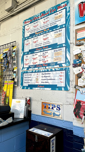 Car Wash «Forest Glen Hand Car Wash», reviews and photos, 5322 N Elston Ave, Chicago, IL 60630, USA