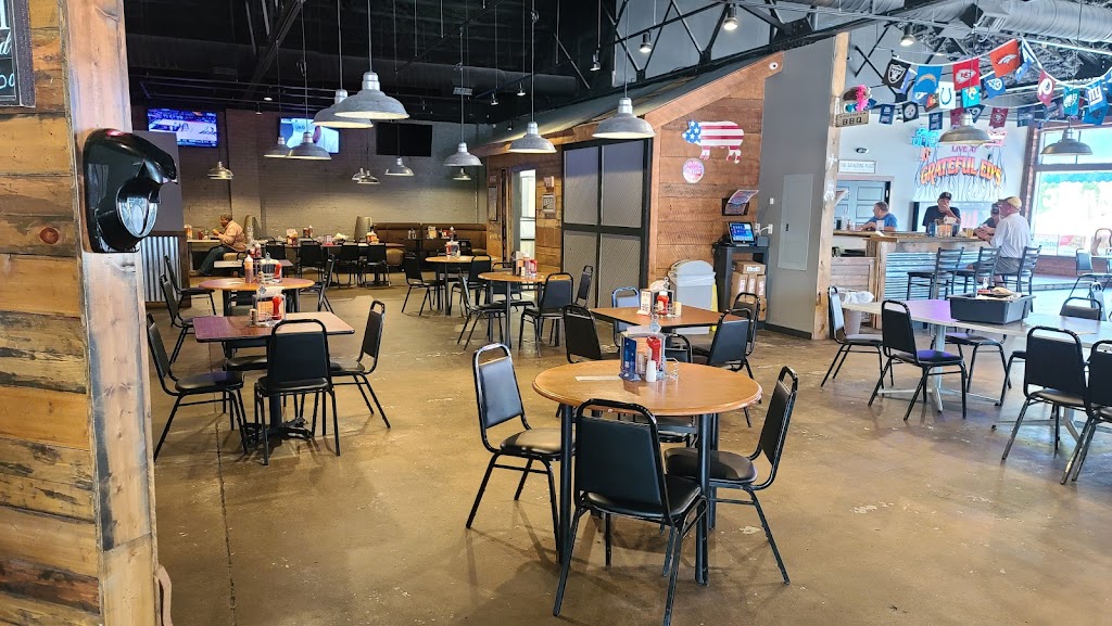 Grateful Ed’s BBQ 40906