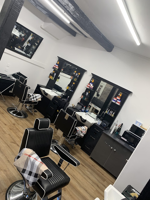 Diamond Scissors Stamford