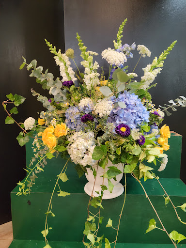 Florist «Joyce Florist», reviews and photos, 3 Washington St, Tenafly, NJ 07670, USA