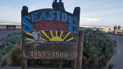 American Restaurant «The Boardwalk Restaurant», reviews and photos, 30 N Prom, Seaside, OR 97138, USA