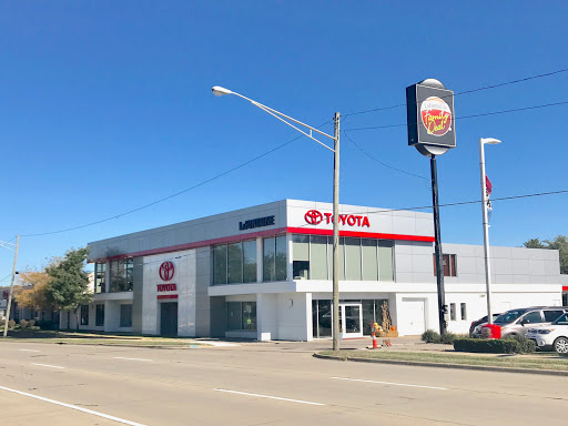 Car Dealer «LaFontaine Toyota», reviews and photos, 2027 S Telegraph Rd, Dearborn, MI 48124, USA