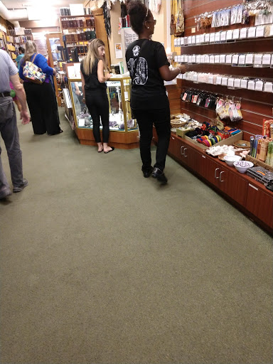 Book Store «Alexandria II», reviews and photos, 170 S Lake Ave #100, Pasadena, CA 91101, USA