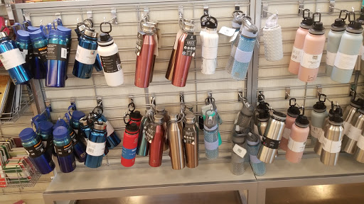 Department Store «Nordstrom Rack Tempe Marketplace», reviews and photos, 1900 E Rio Salado Pkwy, Tempe, AZ 85281, USA