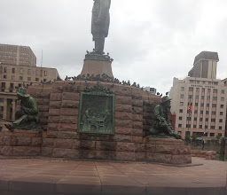 Paul Kruger Statue photo