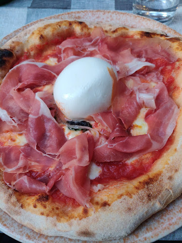 Pomodoro & Mozzarella • F.lli D’Auria pizza Gourmet - Pizzeria
