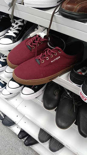 Clothing Store «Ross Dress for Less», reviews and photos, 12115 Biscayne Blvd, North Miami, FL 33181, USA