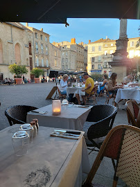Atmosphère du Restaurant italien Simeone Dell'Arte Brasserie Italienne à Bordeaux - n°17