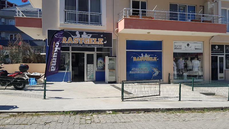 Rastgele Av Ve Balık Malzemeleri logo