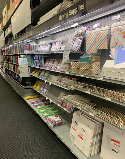 Office Supply Store «Staples», reviews and photos, 7708 Richmond Hwy, Alexandria, VA 22306, USA