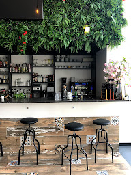 Photo n°67 de Le Hippie Chic Café à Marseille ()