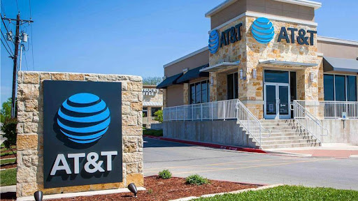 AT&T, 1381 Junction Hwy, Kerrville, TX 78028, USA, 