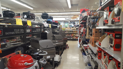 Hardware Store «John W Weiss Ace Hardware», reviews and photos, 1560 Waukegan Rd, Glenview, IL 60025, USA