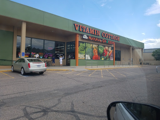 Natural Grocers, 12612 W Alameda Pkwy, Lakewood, CO 80228, USA, 