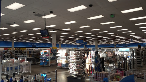 Clothing Store «Ross Dress for Less», reviews and photos, 3300 S Glenstone Ave, Springfield, MO 65804, USA