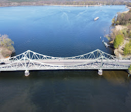 Glienicker Brücke photo