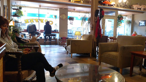 Coffee Shop «Seaside Coffee Roasters», reviews and photos, 5 N Holladay Dr, Seaside, OR 97138, USA