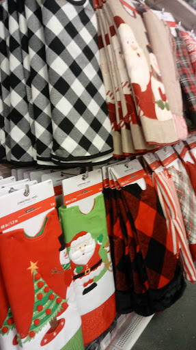 Craft Store «Michaels», reviews and photos, 6330 Seven Corners Center, Falls Church, VA 22044, USA