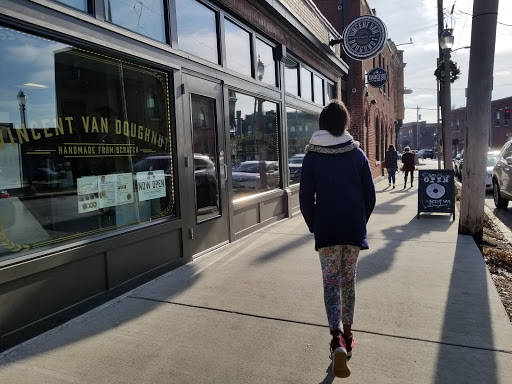 Donut Shop «Vincent Van Doughnut», reviews and photos, 40 N Central Ave, Clayton, MO 63105, USA