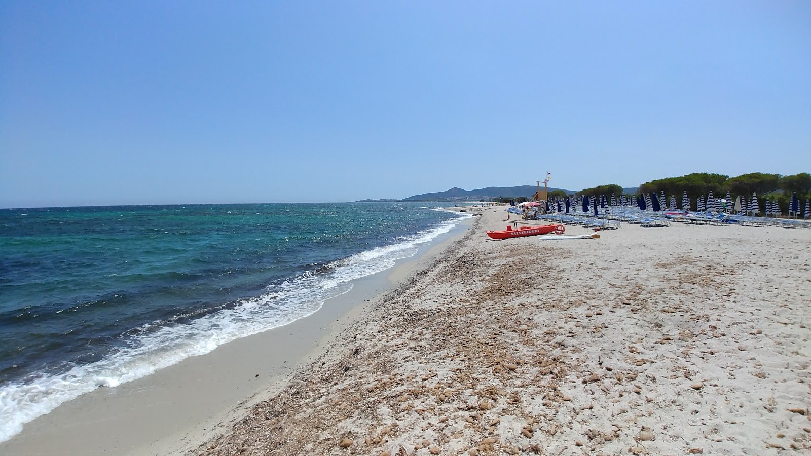 Foto van Spiaggia Li Cuppulati - populaire plek onder ontspanningskenners