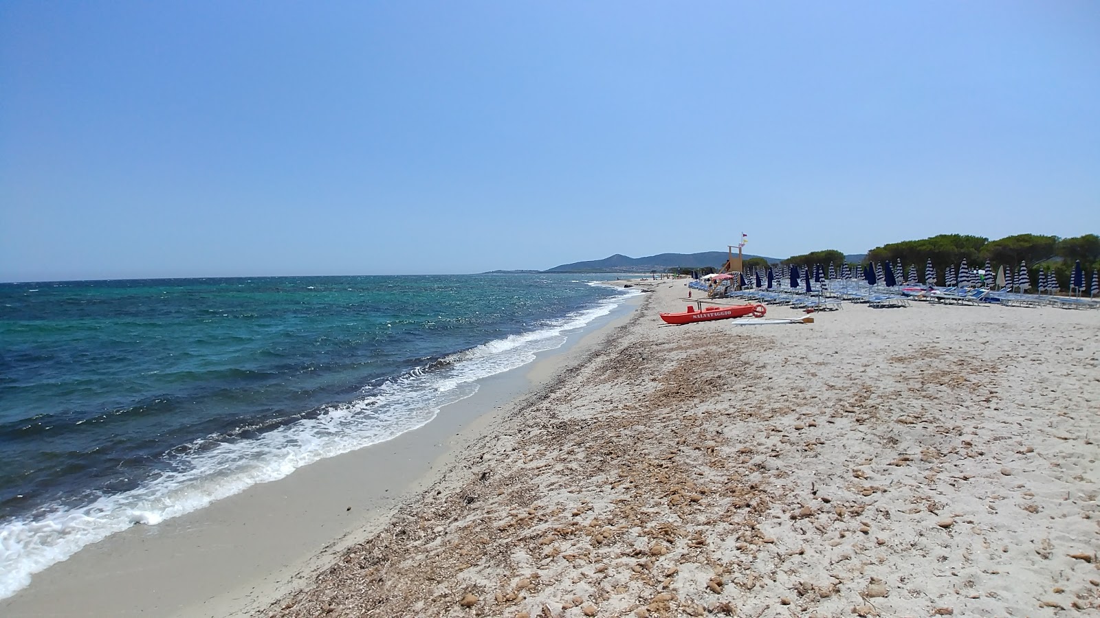 Spiaggia Li Cuppulati'in fotoğrafı - Çocuklu aile gezginleri için önerilir