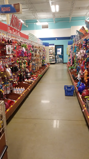 Pet Supply Store «PetSmart», reviews and photos, 300 NJ-18, East Brunswick, NJ 08816, USA