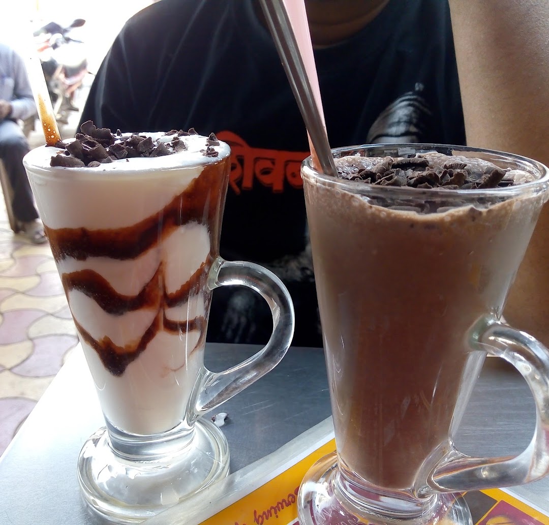 Lucky cafe