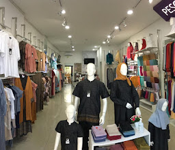 Galeri Elzatta Banyuwangi photo