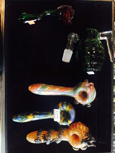 Tobacco Shop «Almost Paradise», reviews and photos, 355 S Linn St, Iowa City, IA 52240, USA