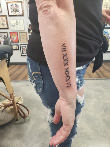 Tattoo Shop «Classic Tattoo», reviews and photos, 3121 W Marshall St, Richmond, VA 23230, USA