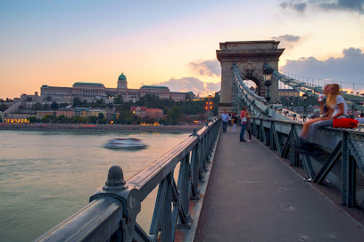 Budapest Wonderguides