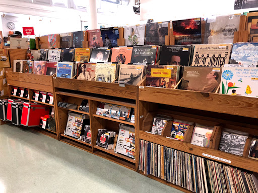 Book Store «Half Price Books», reviews and photos, 2036 Shattuck Ave, Berkeley, CA 94704, USA