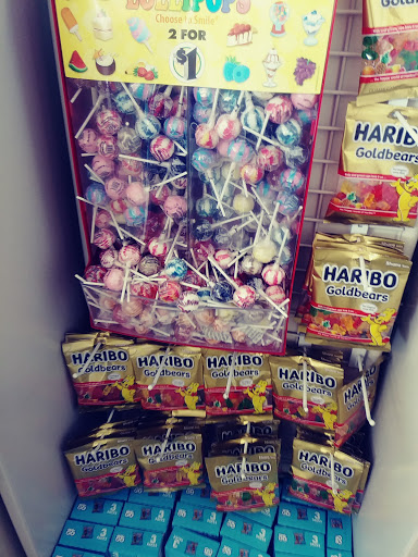 Dollar Store «Dollar Tree», reviews and photos, 865 Erica Ln, Yorkville, IL 60560, USA