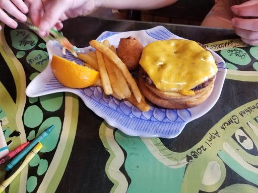 Restaurant «Fudpuckers Beachside Bar & Grill», reviews and photos, 20001 Emerald Coast Pkwy, Destin, FL 32541, USA