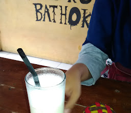 Warung Bathok photo