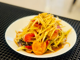pee nong cafe