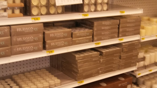 Fabric Store «Jo-Ann Fabrics and Crafts», reviews and photos, 13489 Middlebelt Rd, Livonia, MI 48150, USA