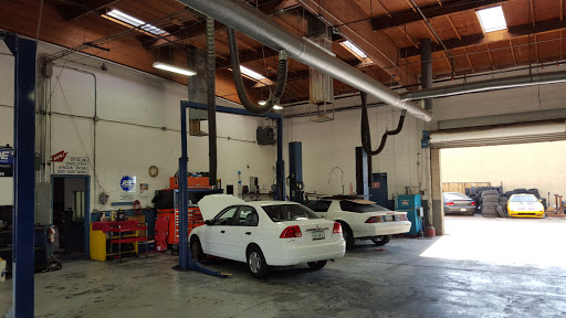 Auto Repair Shop «AutoCrafters», reviews and photos, 1115 W Broadway Rd, Tempe, AZ 85282, USA