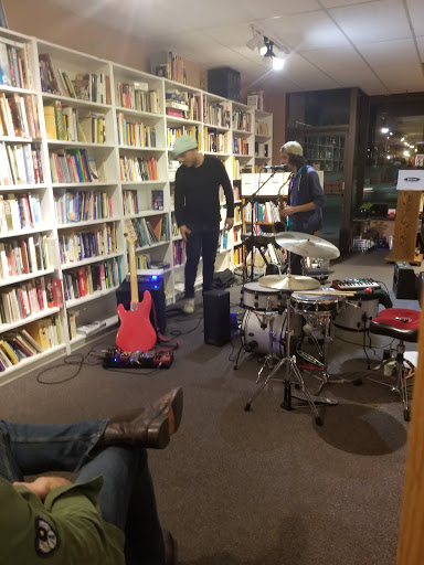 Used Book Store «The Battery Books & Music», reviews and photos, 26 S Los Robles Ave, Pasadena, CA 91101, USA