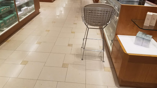 Department Store «Saks Fifth Avenue», reviews and photos, 26100 Cedar Rd, Beachwood, OH 44122, USA